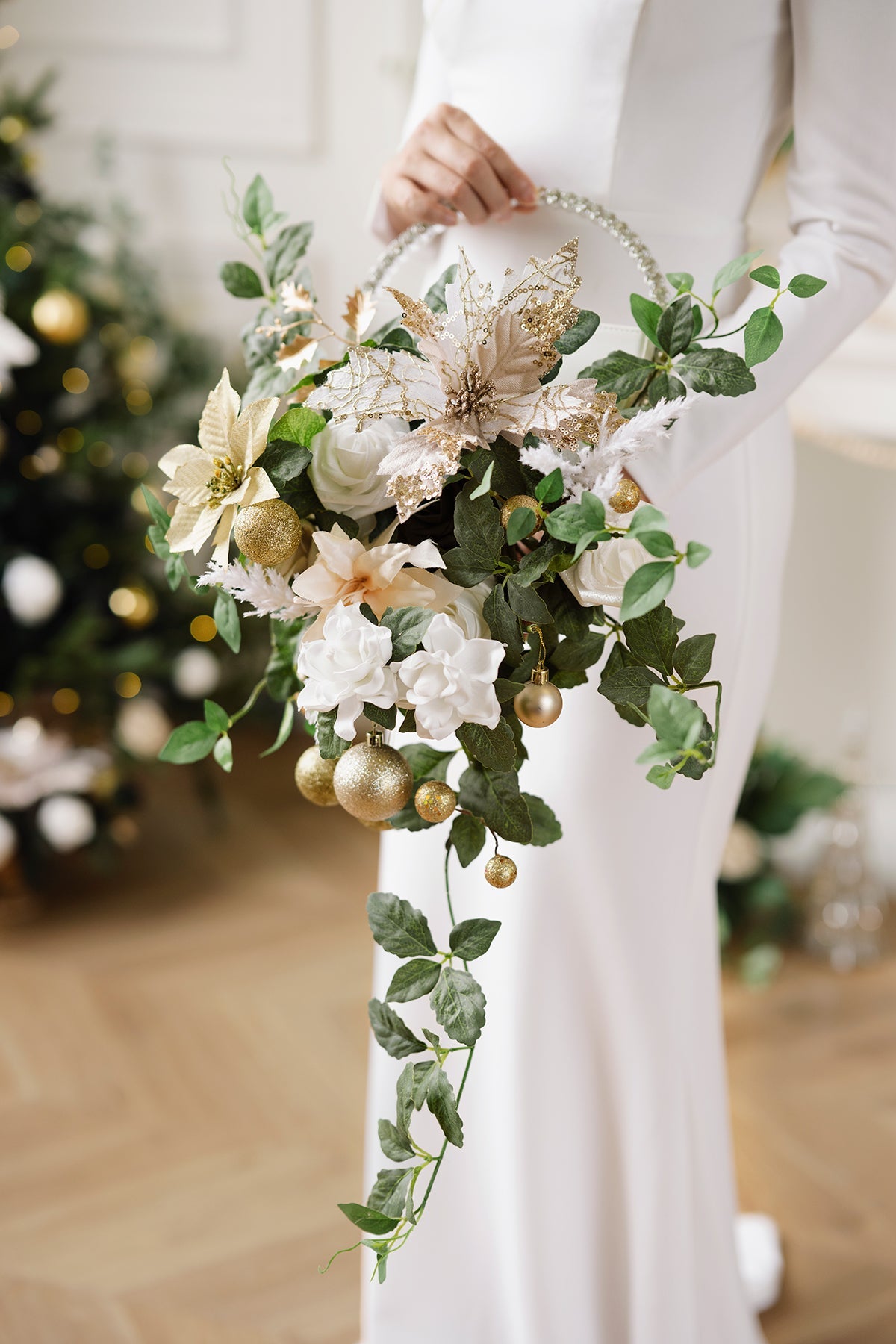 Small Hoop Bridal Bouquet in Champagne Christmas | Clearance