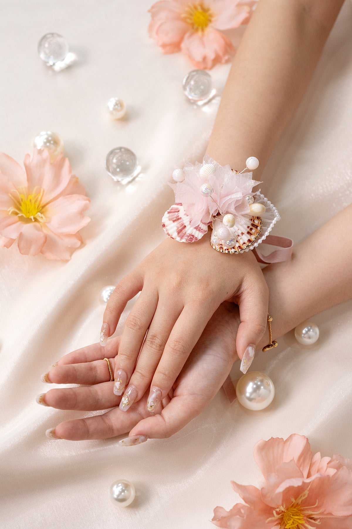 Flash Sale | Wrist Corsages in Glowing Blush & Pearl