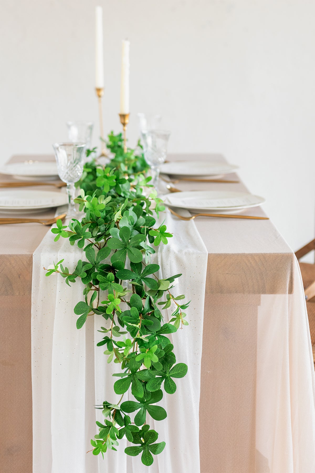 5.5ft Cotyledon Leaf Greenery Garland