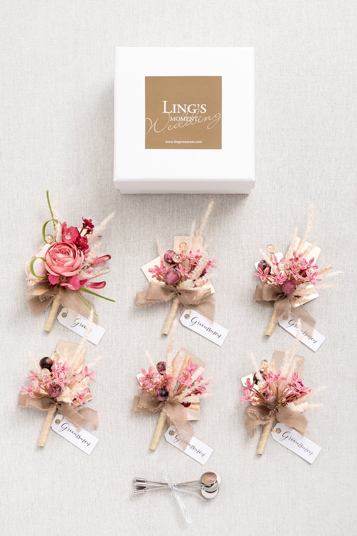 Boutonnieres in Valentine Magenta