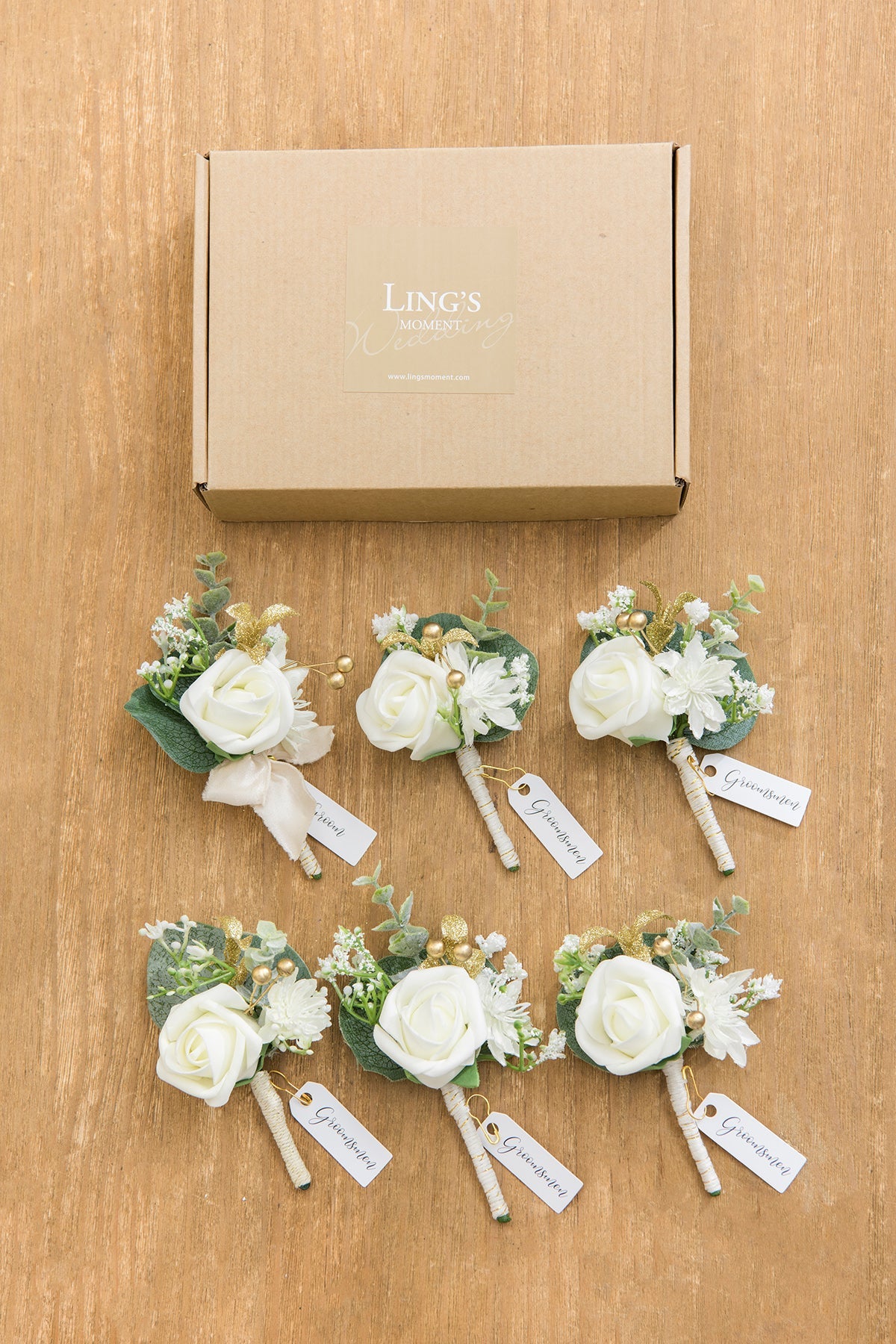 Lings | Boutonnieres in Ivory