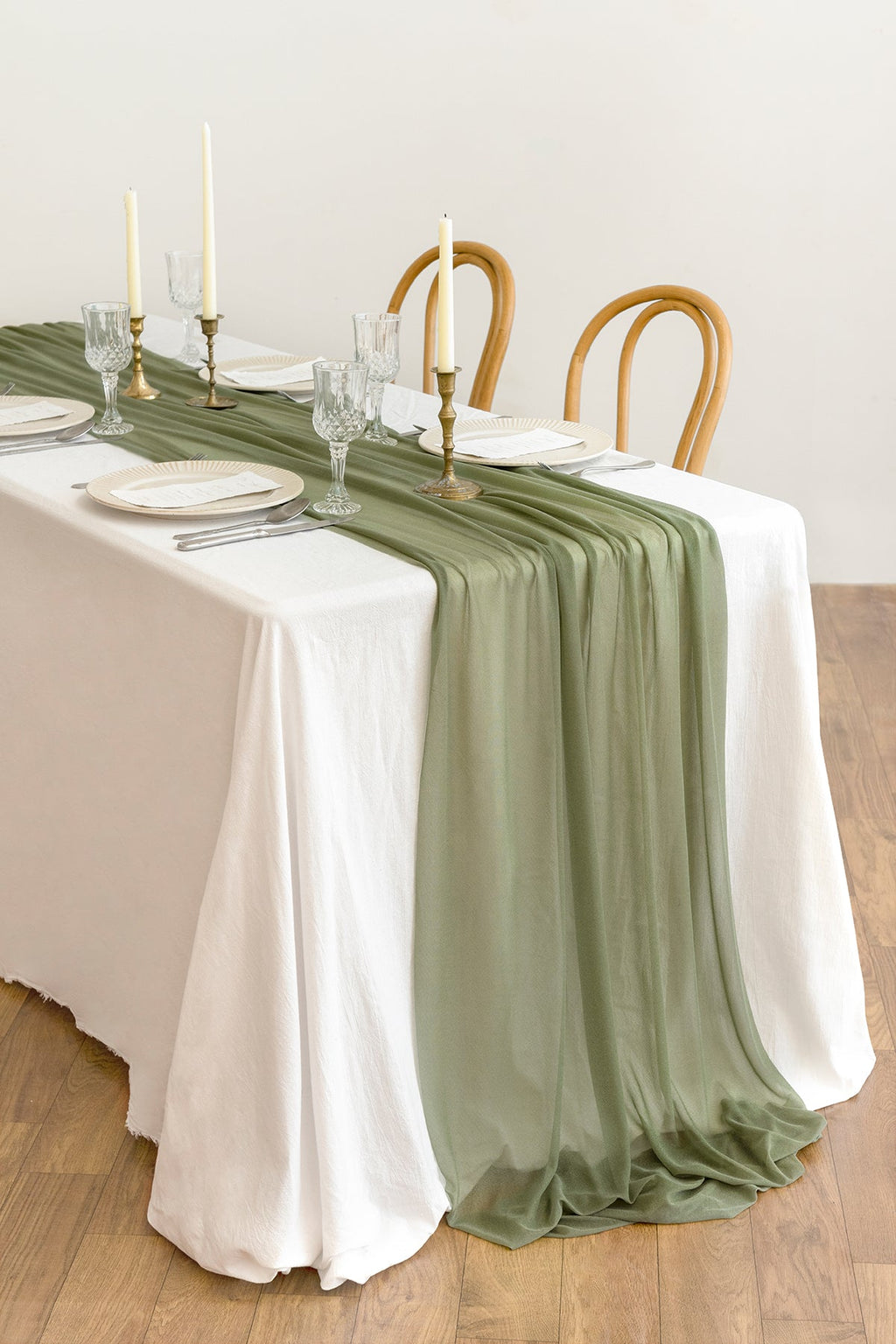 Table Linens in Champagne Christmas