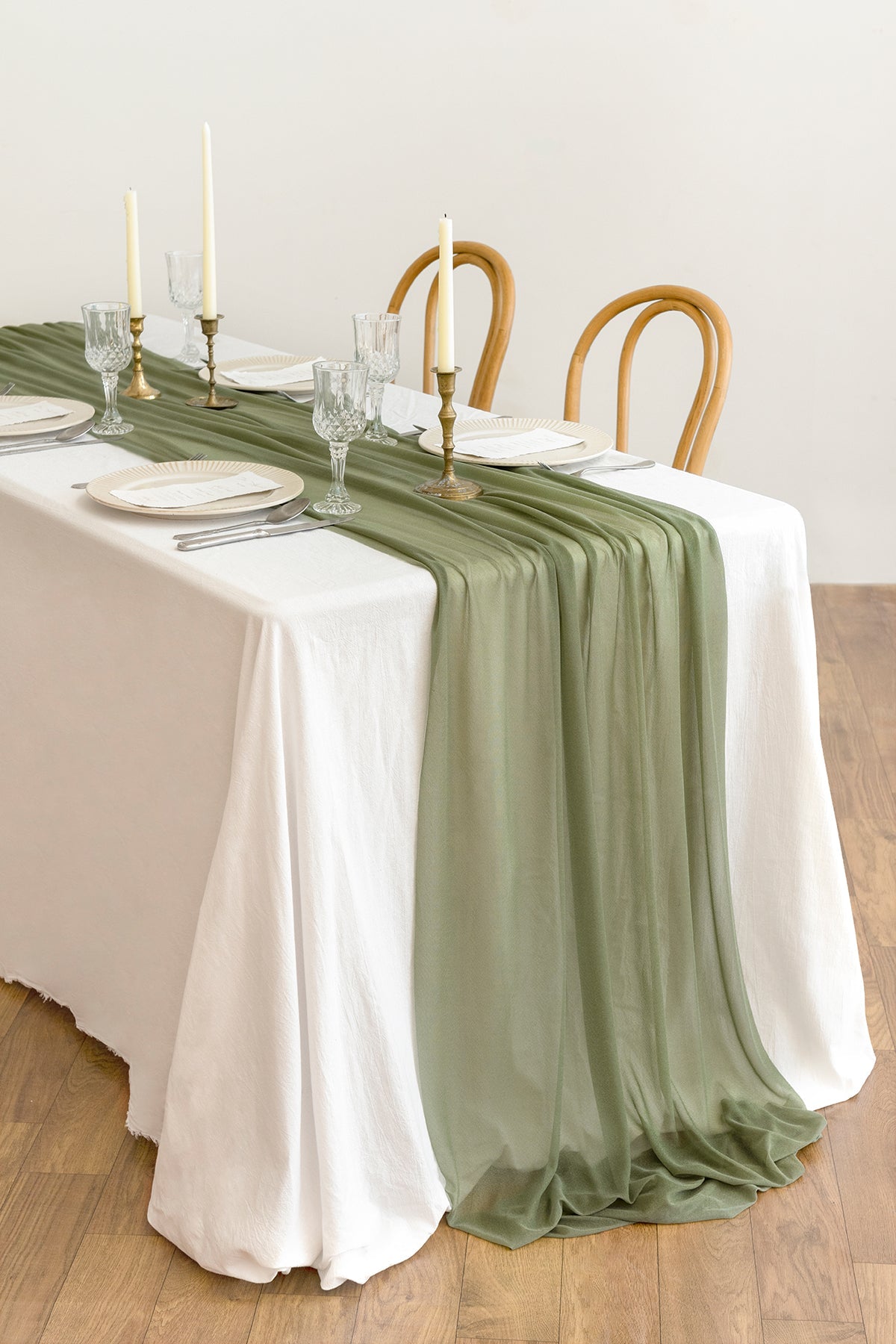 Table Linens in Champagne Christmas