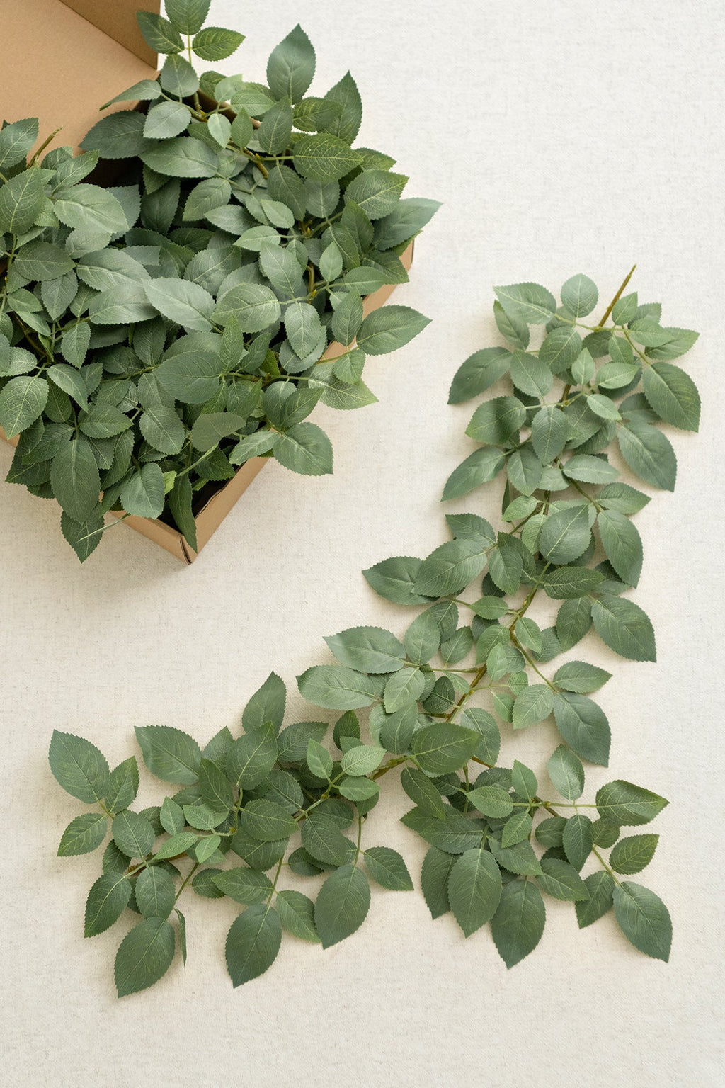 2ft Splicable Rose Leaf Garland with Mortise and Tenon Joint
