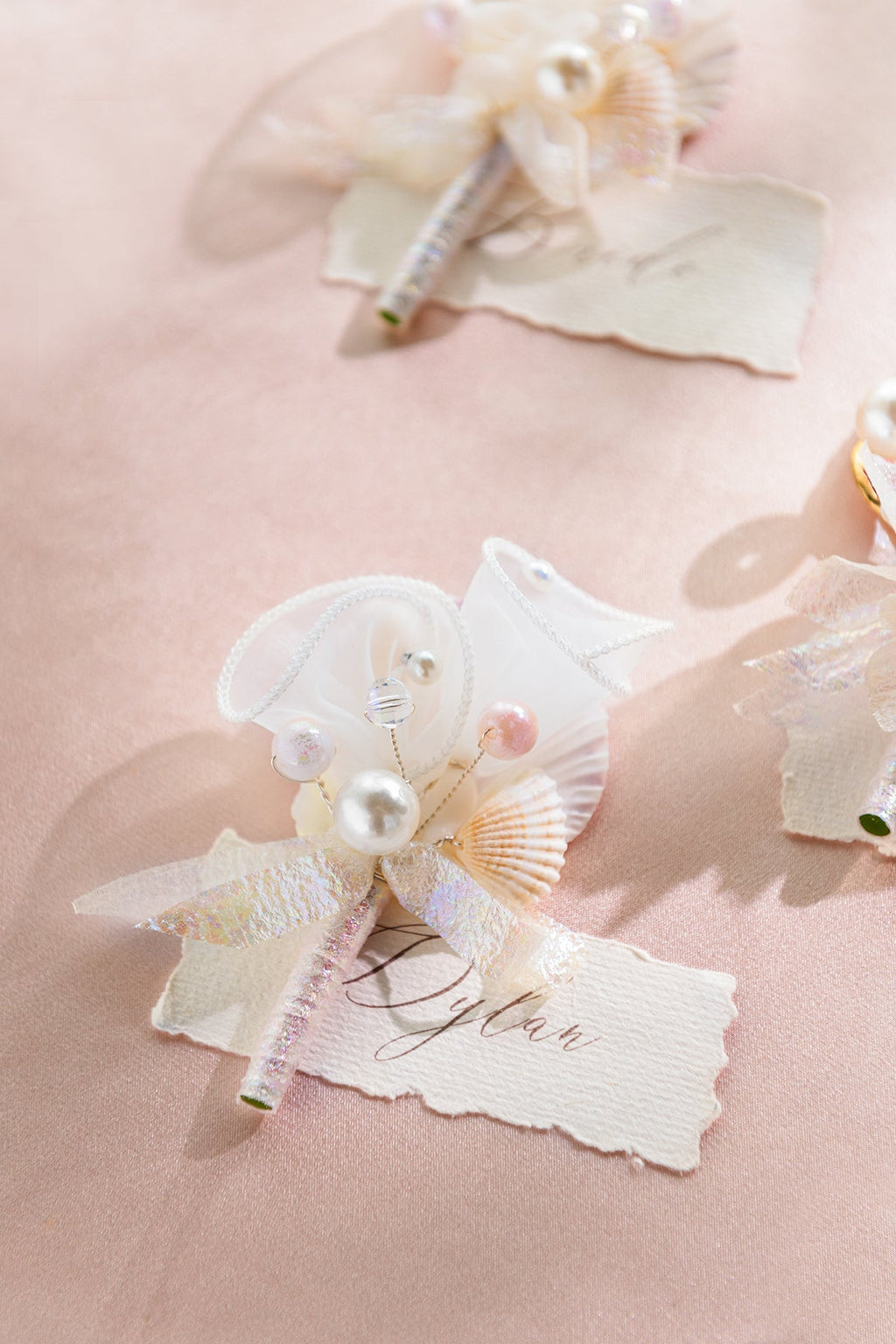 Flash Sale | Boutonnieres in Glowing Blush & Pearl