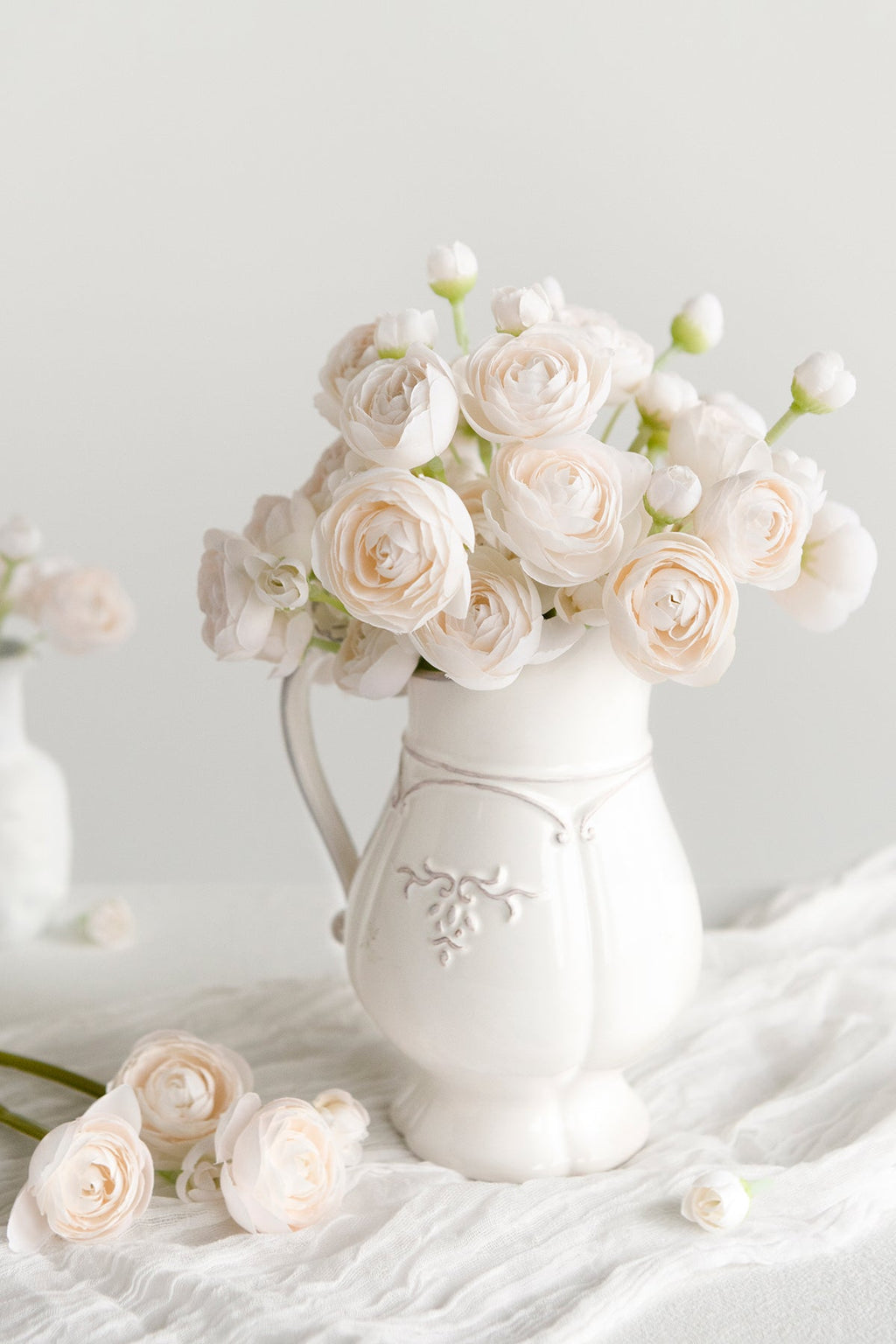 Ranunculus Flowers with Stem - 8 Colors