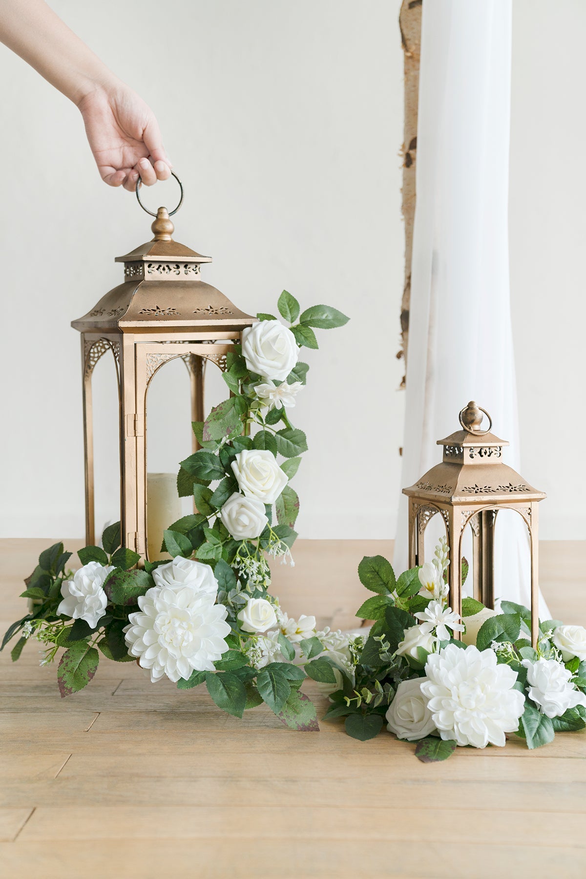 2ft Flower Garlands in White & Sage