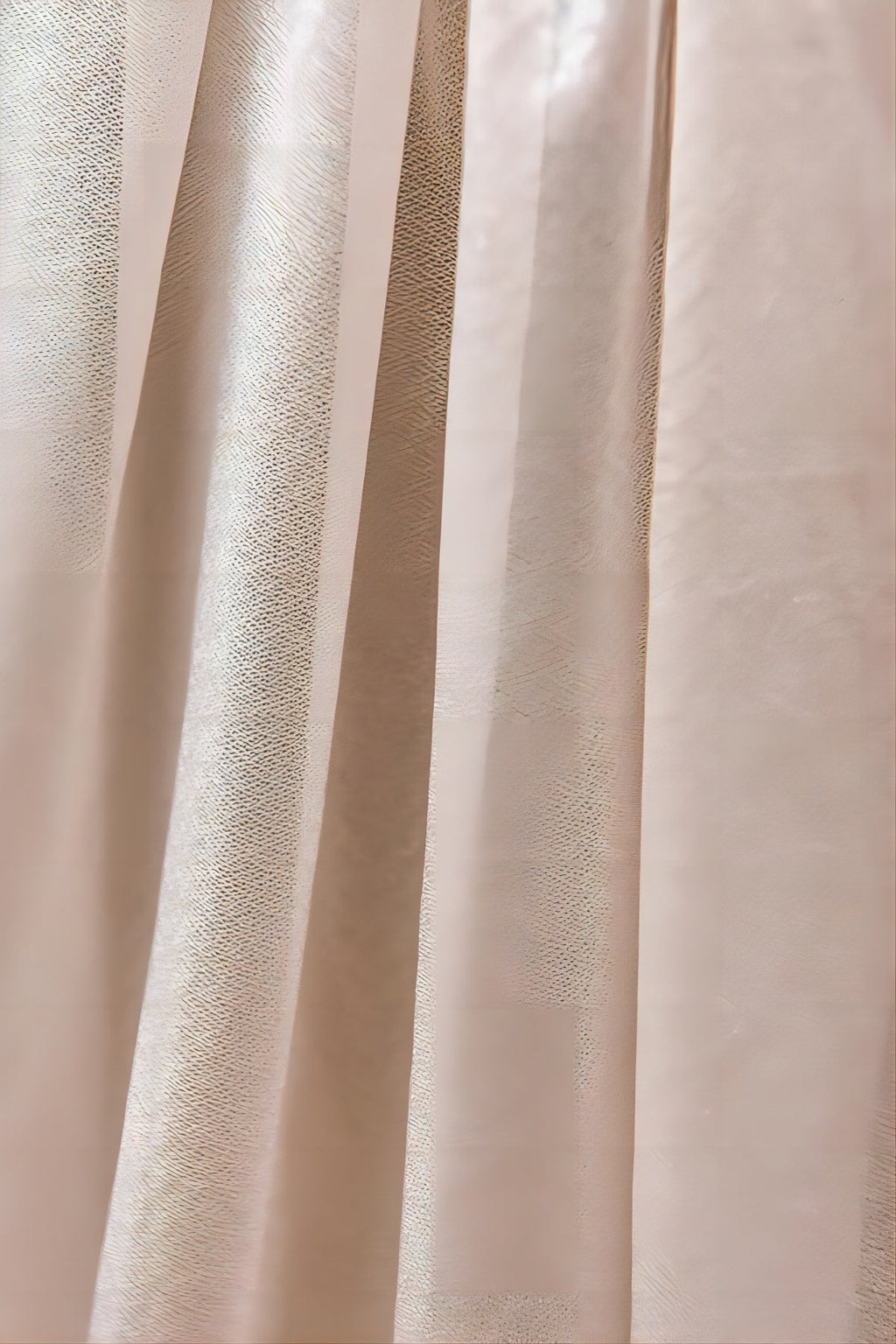 Table Linens in White & Beige