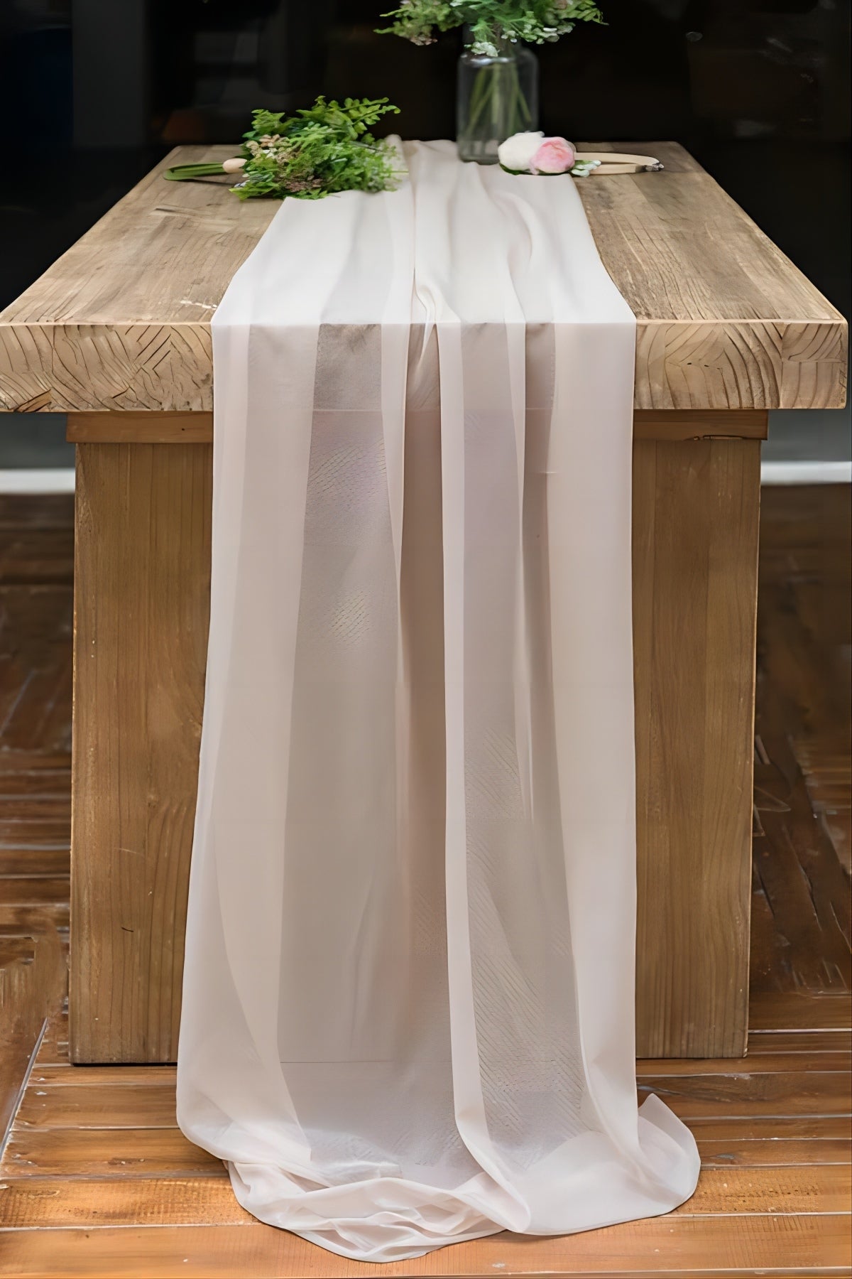 Table Linens in White & Beige
