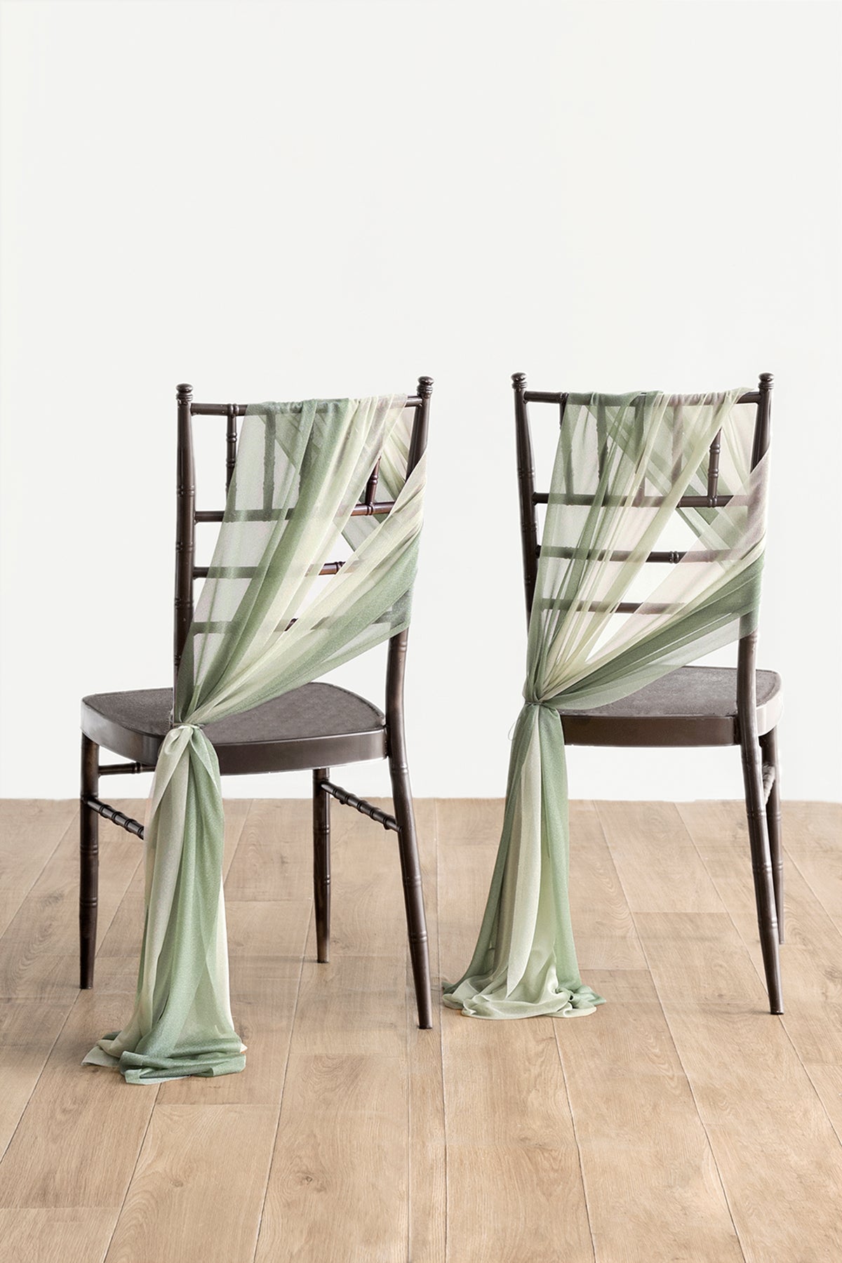 Aisle & Chair Decor Set in White & Sage