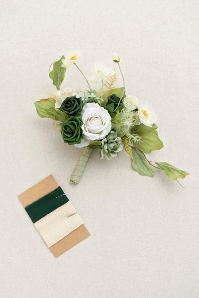 Free-Form Bridesmaid Bouquets in Emerald & Tawny Beige