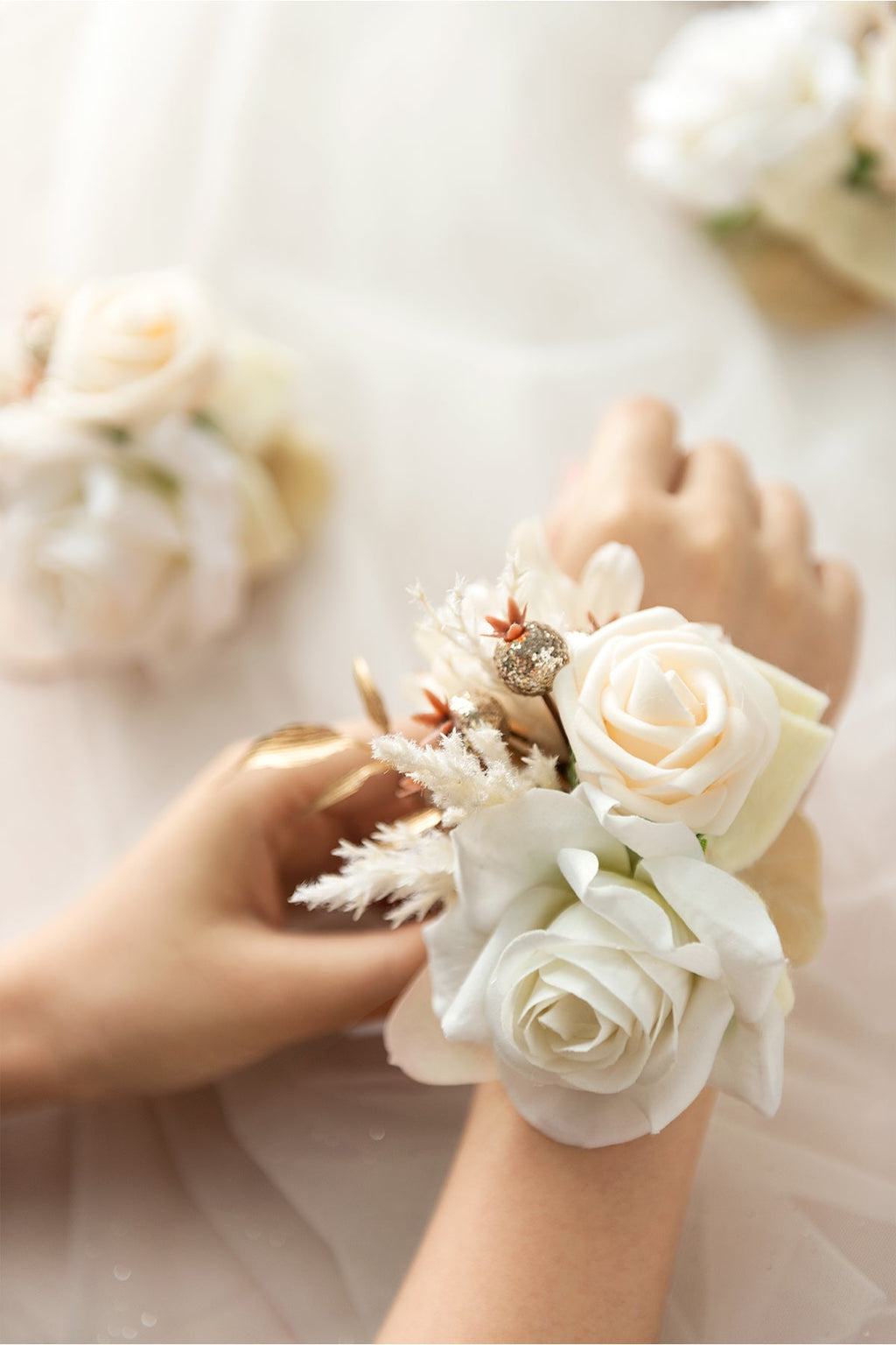 Additional Flower Decorations in White & Beige