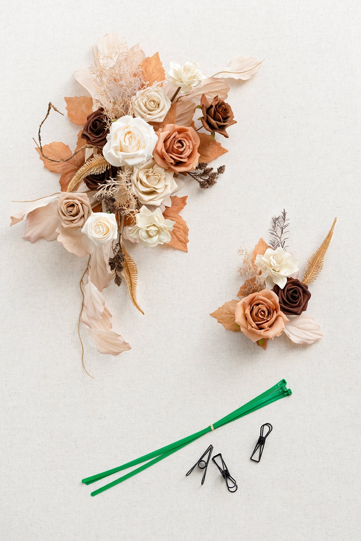 Combo Set Flower Sign Decor in Rust & Sepia | Clearance