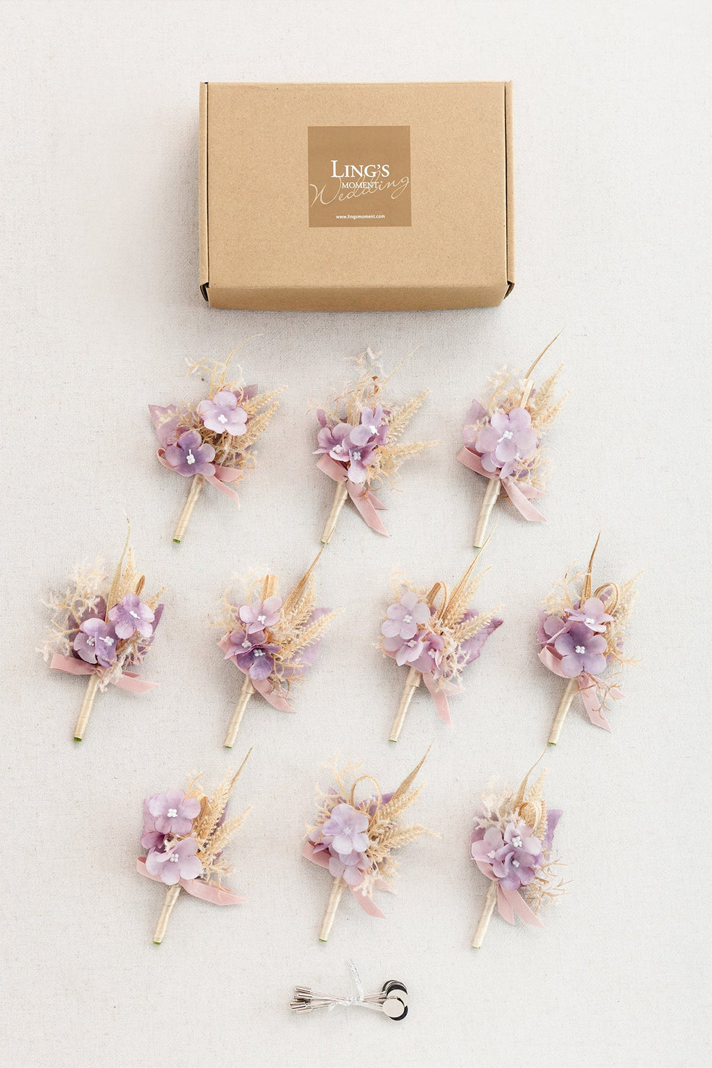 Boutonnieres for Guests in Lavender Aster & Burnt Orange