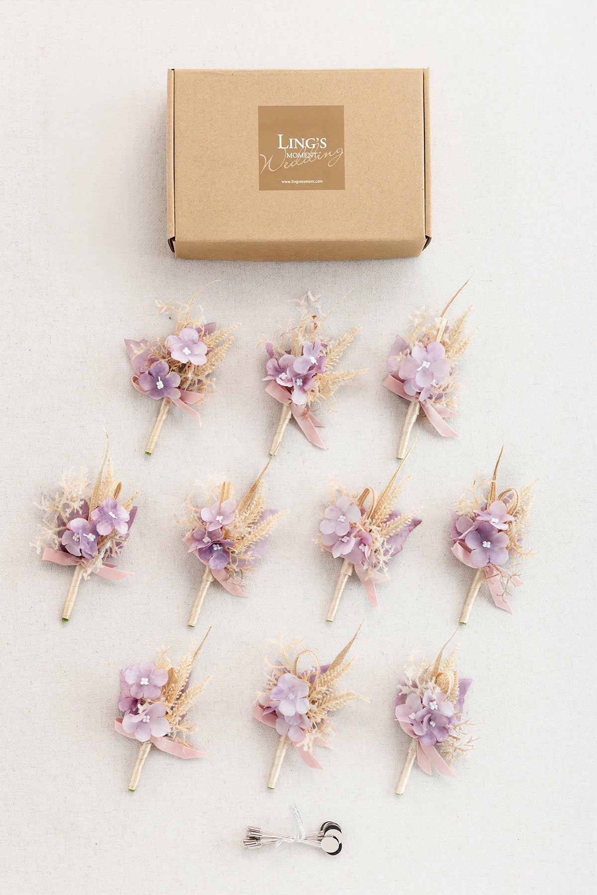 Boutonnieres for Guests in Lavender Aster & Burnt Orange