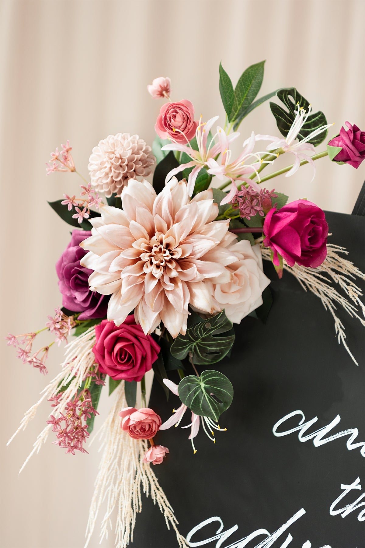 Combo Set Flower Sign Decor in Valentine Magenta | Clearance