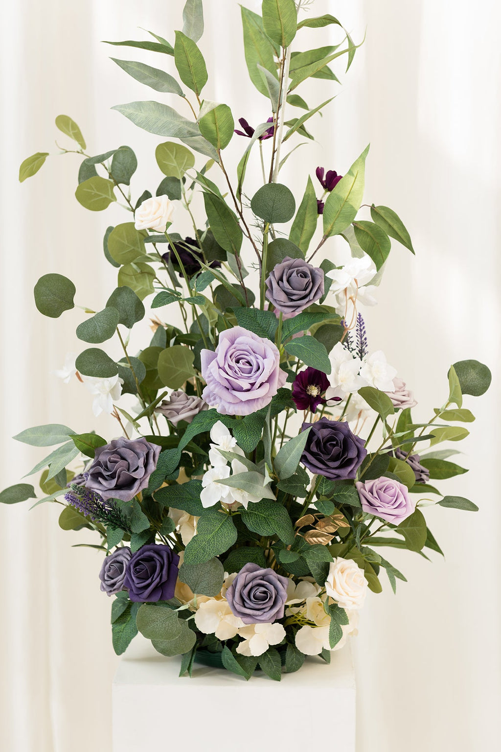 Altar Decor Free-Standing Flowers in Lilac & Gold