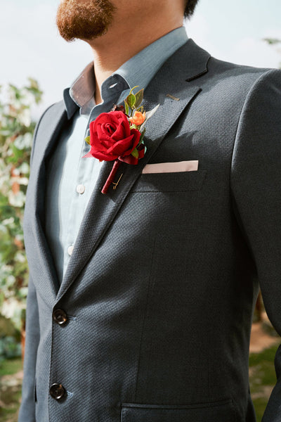 Boutonnieres in Bordeaux Red & Wine