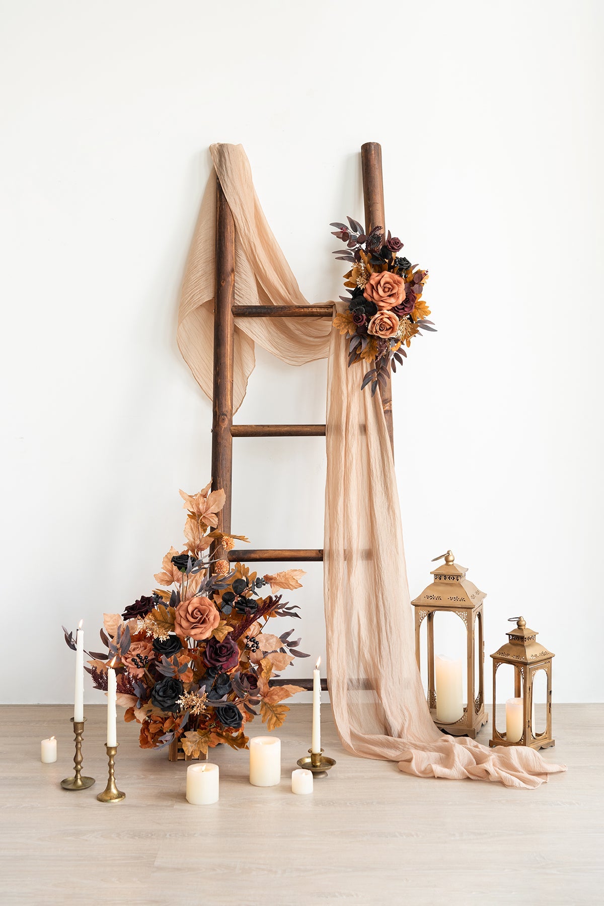 Deluxe Combo Set Flower Sign Decor in Black & Pumpkin Orange