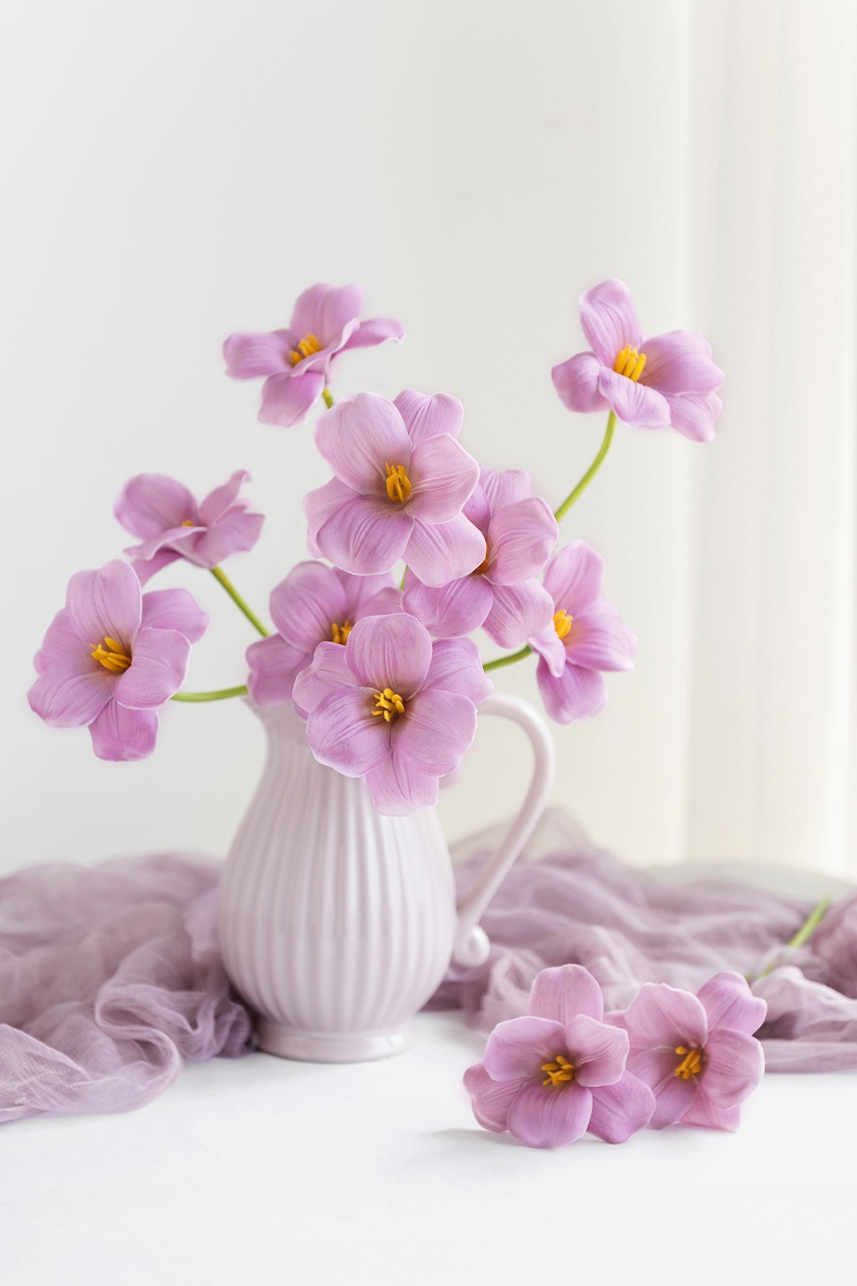 Tulips with Stem - 2 Colors