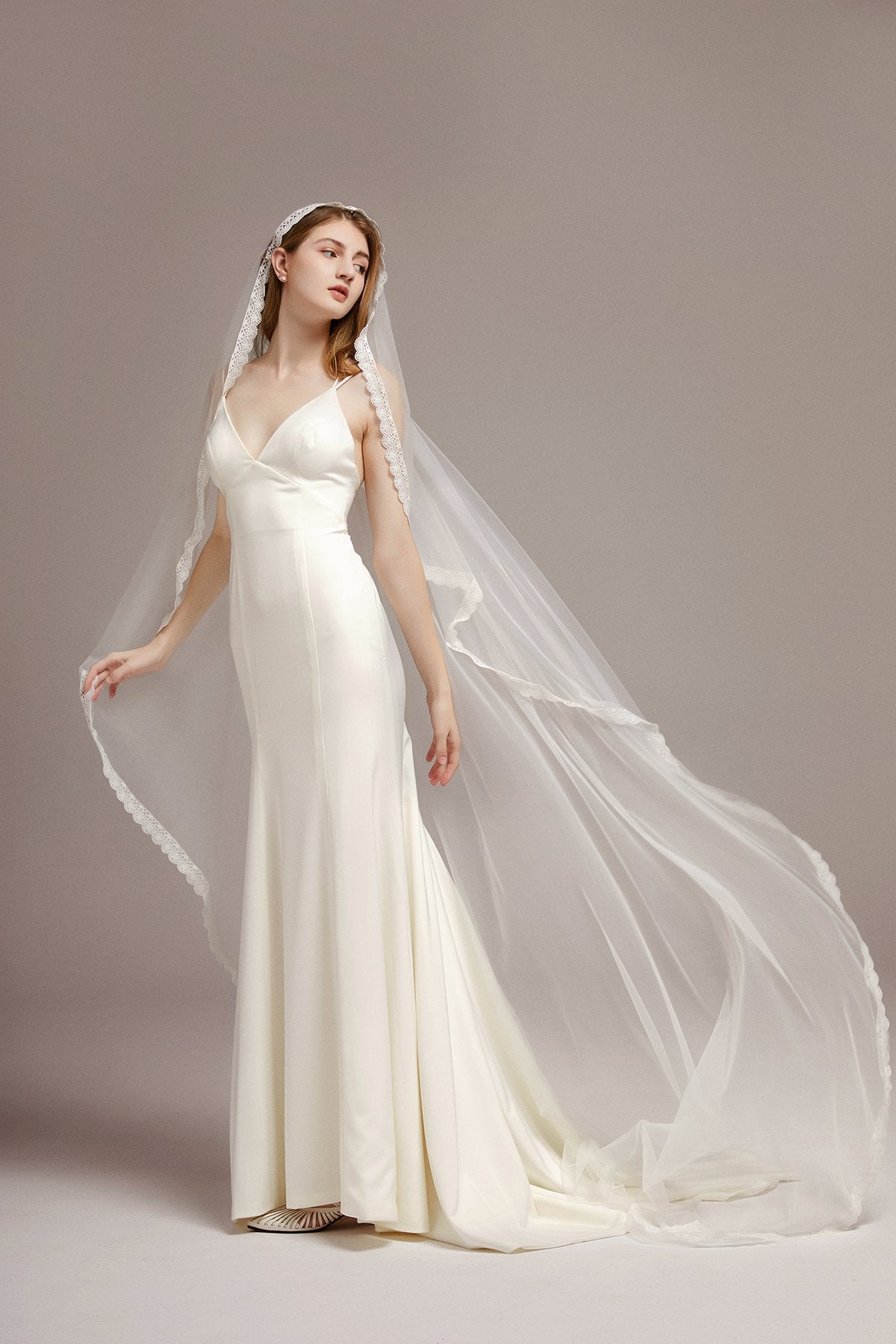 Classic Lace Edge Cathedral Veil - lingsDev