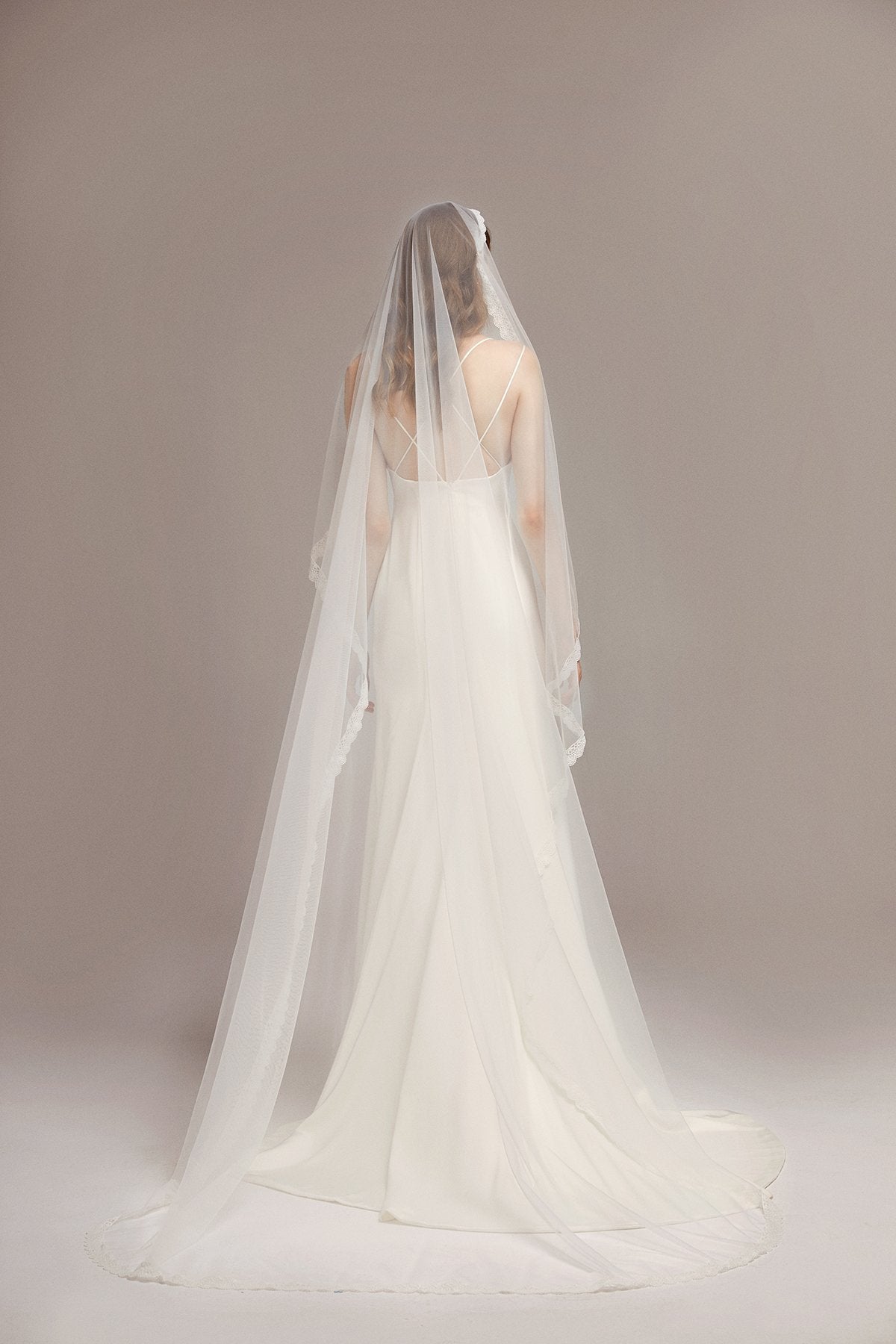Classic Lace Edge Cathedral Veil - lingsDev