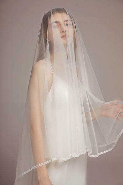 Delicate Lace Edge Chapel Veil - lingsDev