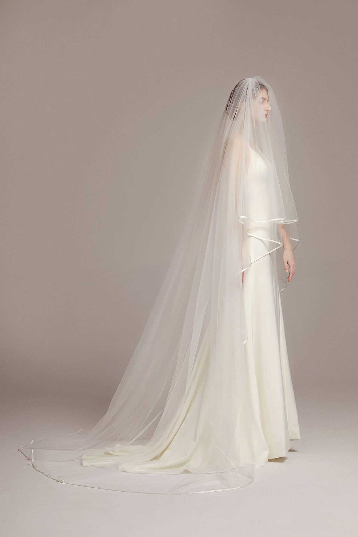 Two Tier Angel-Cut Satin Trim Chapel Veil with Comb - lingsDev