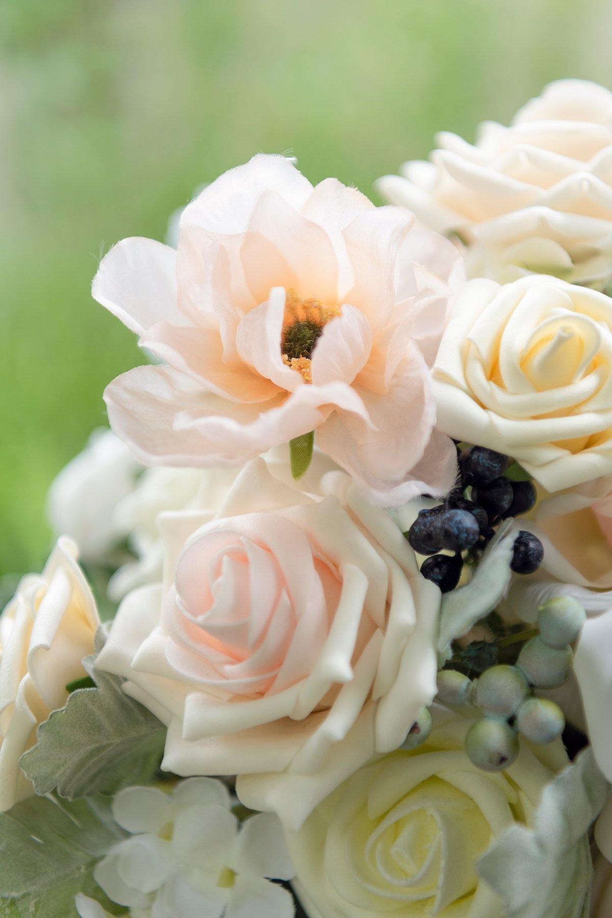 11" Bridal Bouquet - Serene Ivory - lingsDev