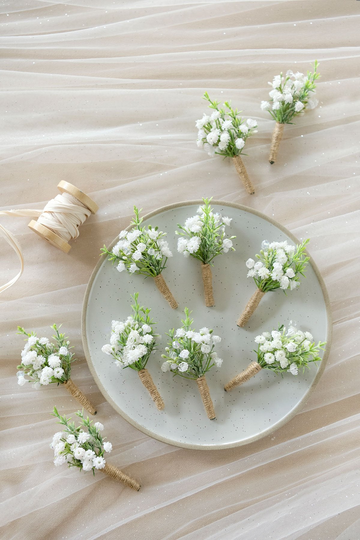 Wedding Boutonnieres (Set of 10) - Baby's Breath - lingsDev
