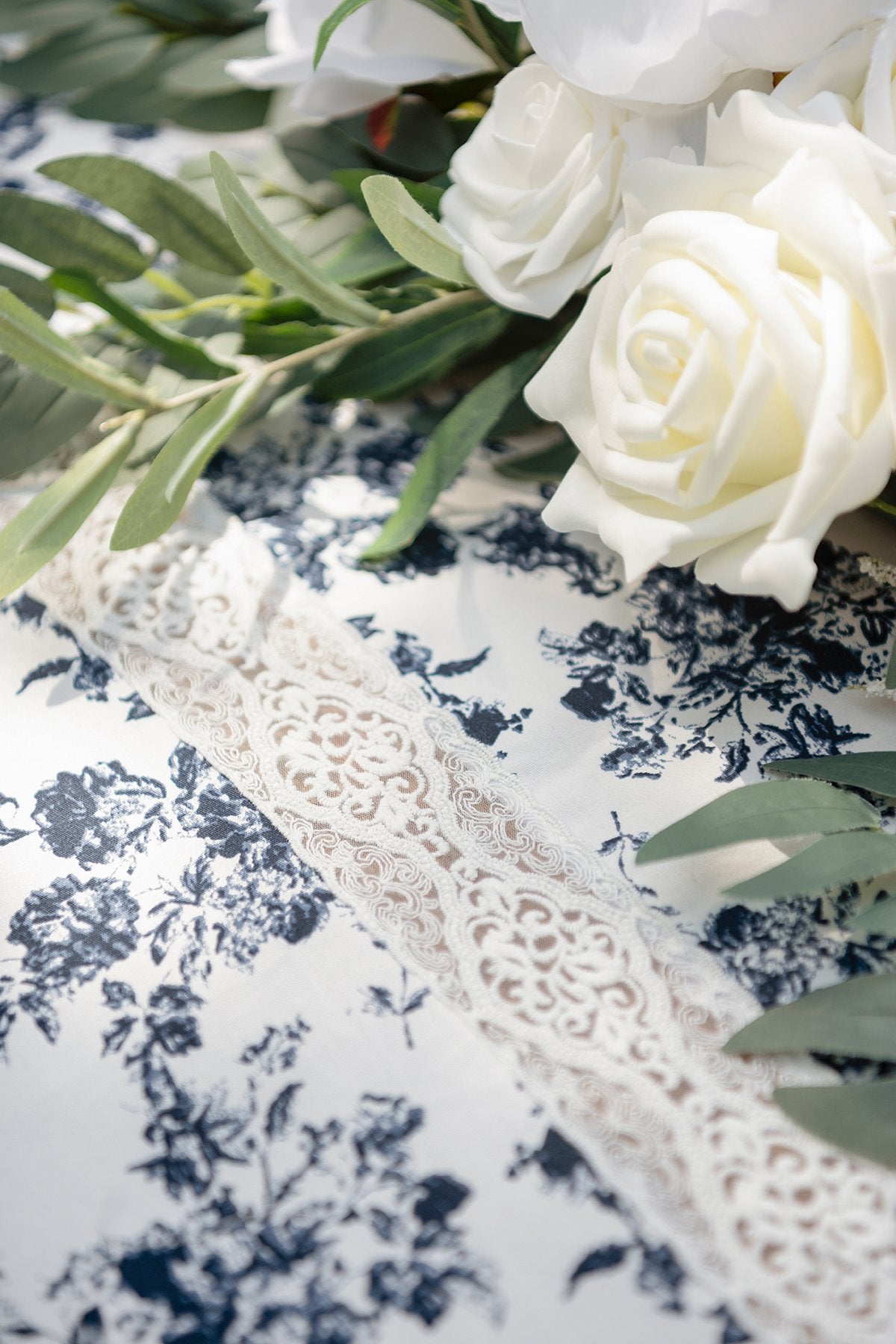 Elegant French Toile Tablecloth for Reception Table - lingsDev