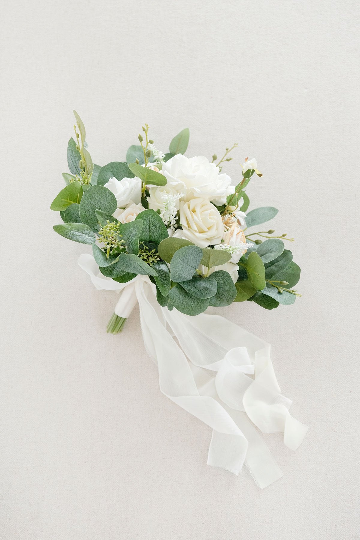 9" Bridesmaid Bouquet - Natural Whites - lingsDev
