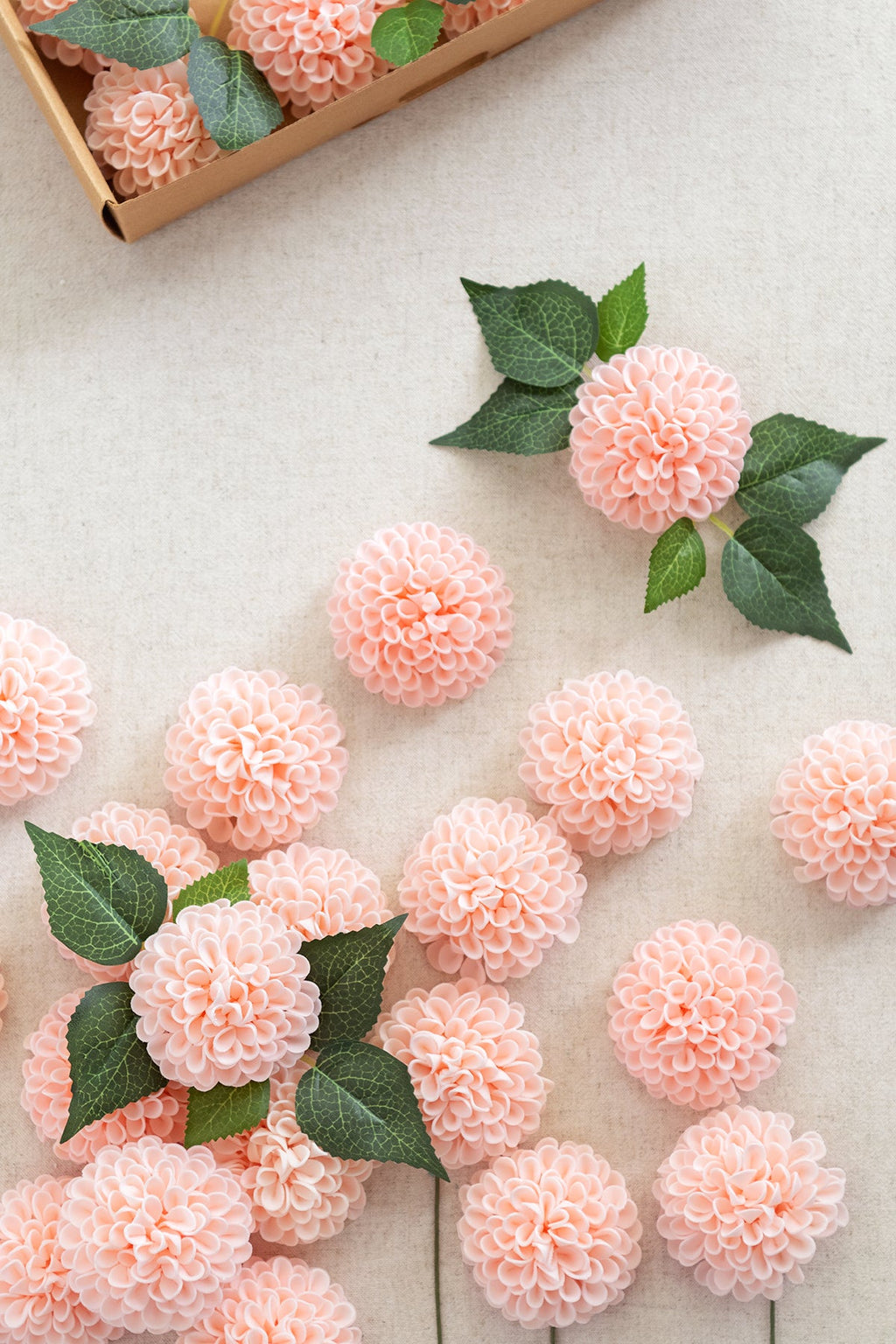 [Gift for $800+] 2.5" Foam Dahlia with Stem - 8 Colors