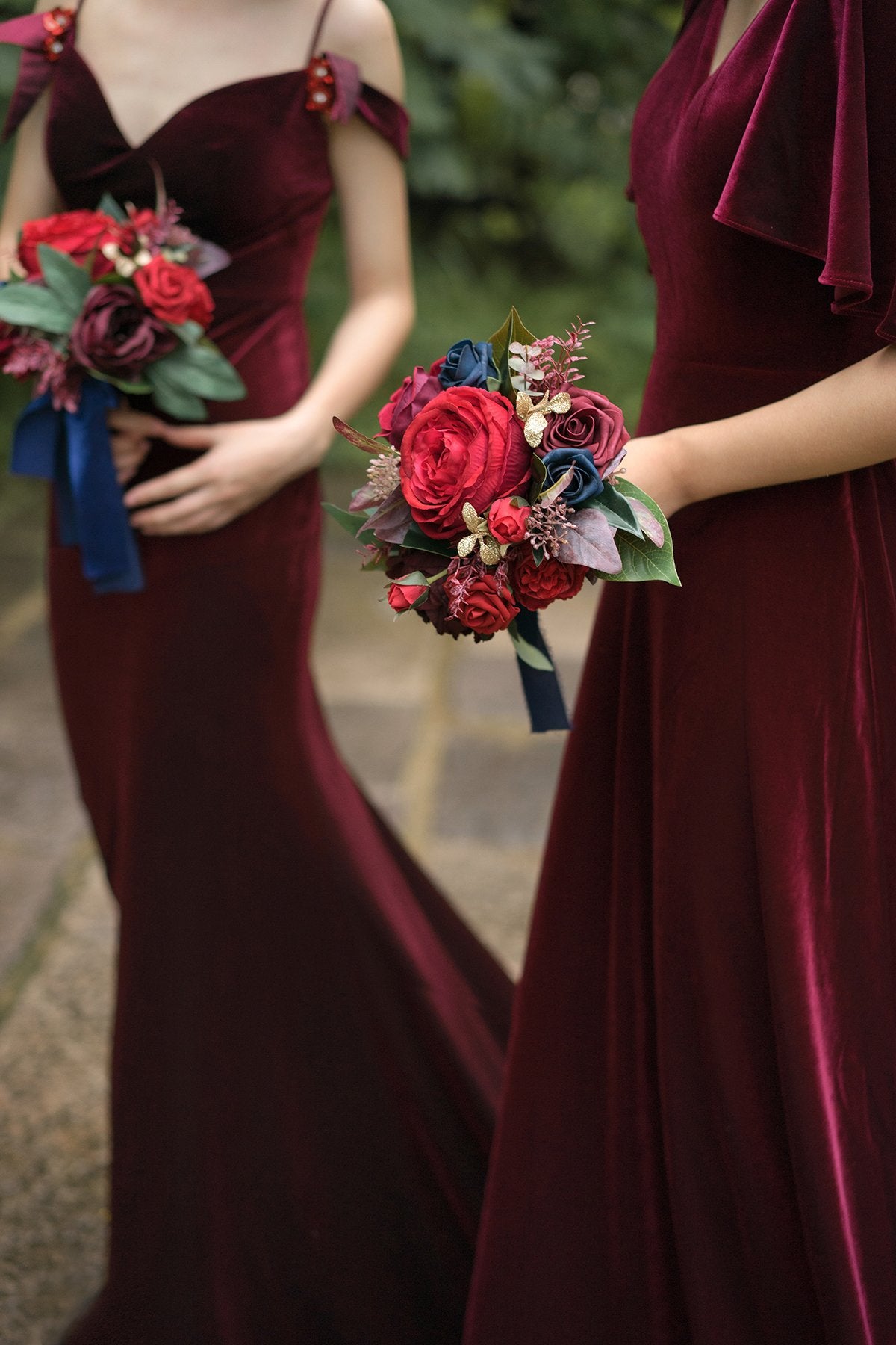 7"/9" Bridesmaid Bouquet - Burgundy & Navy Blue - lingsDev