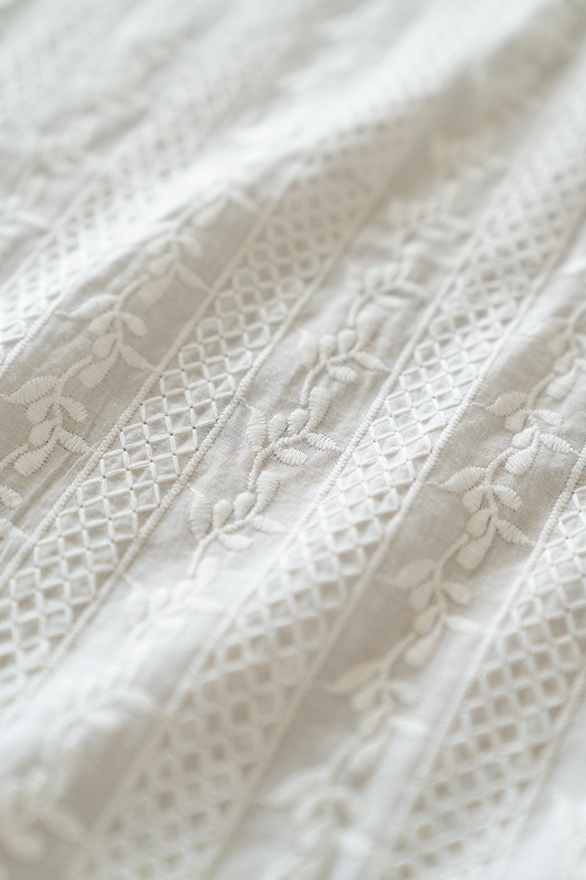 Embroidery Cotton Table Runner 19.5"w x 9FT - lingsDev