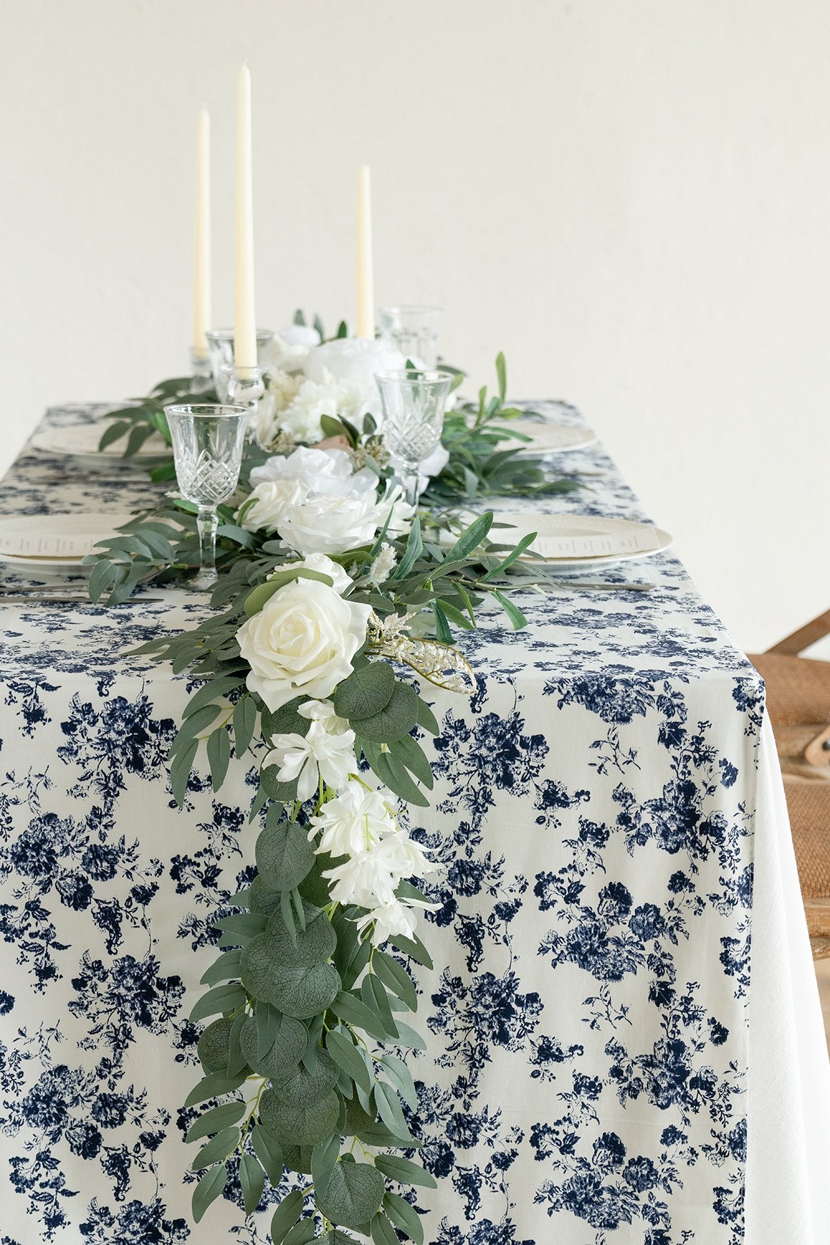 Blue Toile Table Runner 27.75"w x 10FT - lingsDev