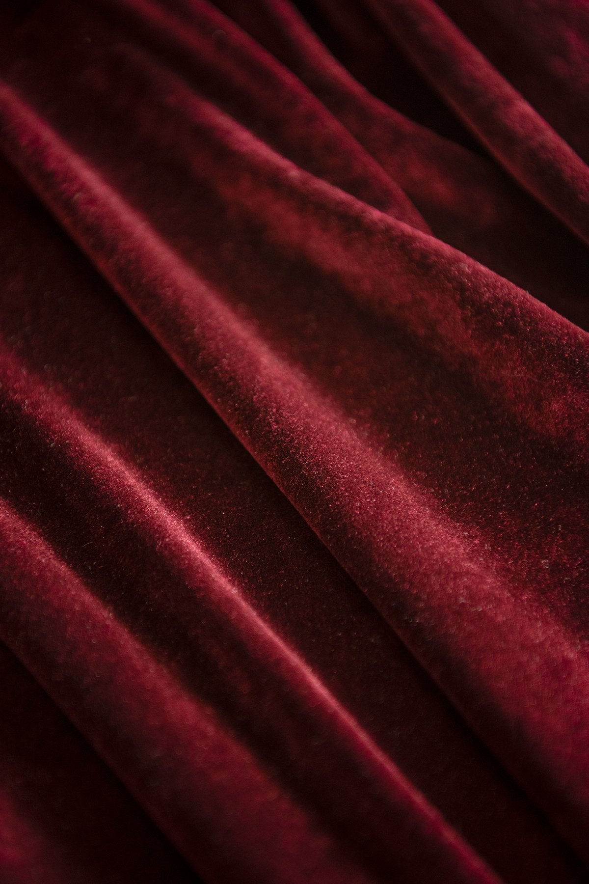 Elegant Velvet Table runner 28"w x 10FT (Apparel Fabrics)- 3 Colors - lingsDev