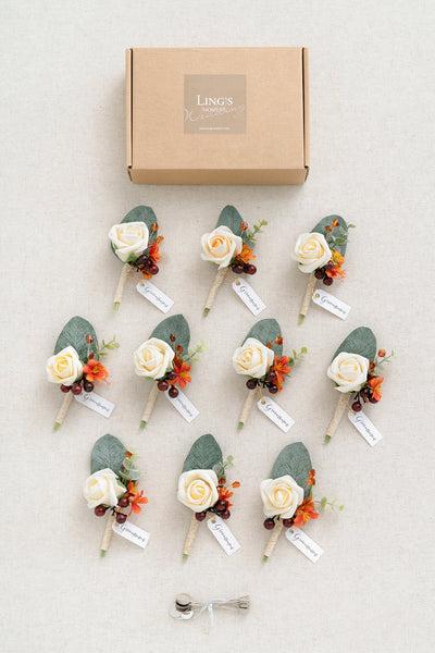 Boutonnieres for Guest in Sunset Terracotta