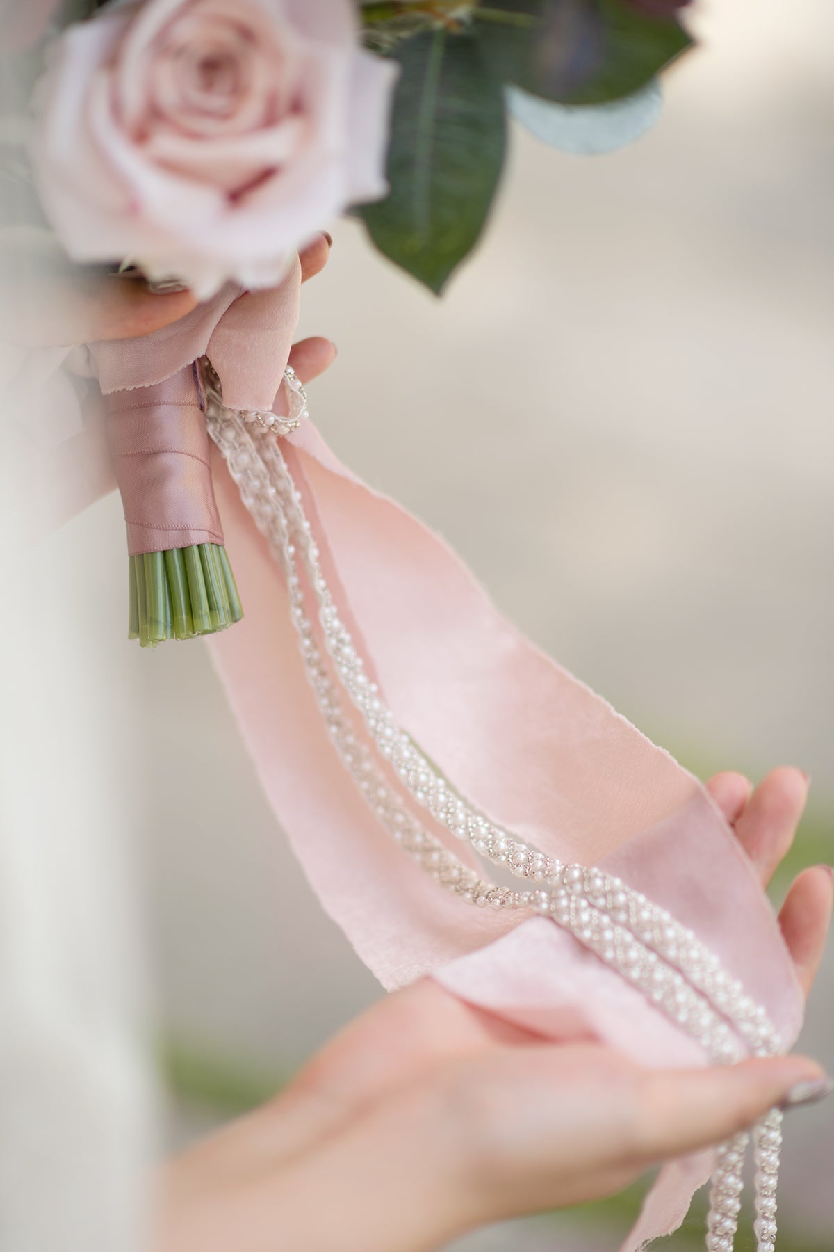 Large Free-Form Bridal Bouquet in Dusty Rose & Mauve