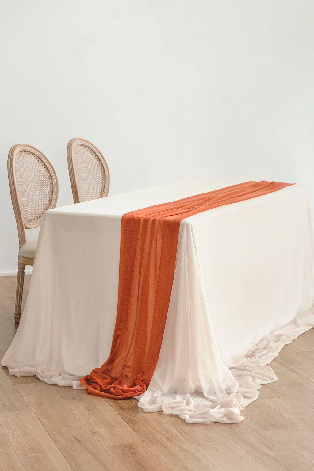 9ft Head Table Flower Garland in Sunset Terracotta