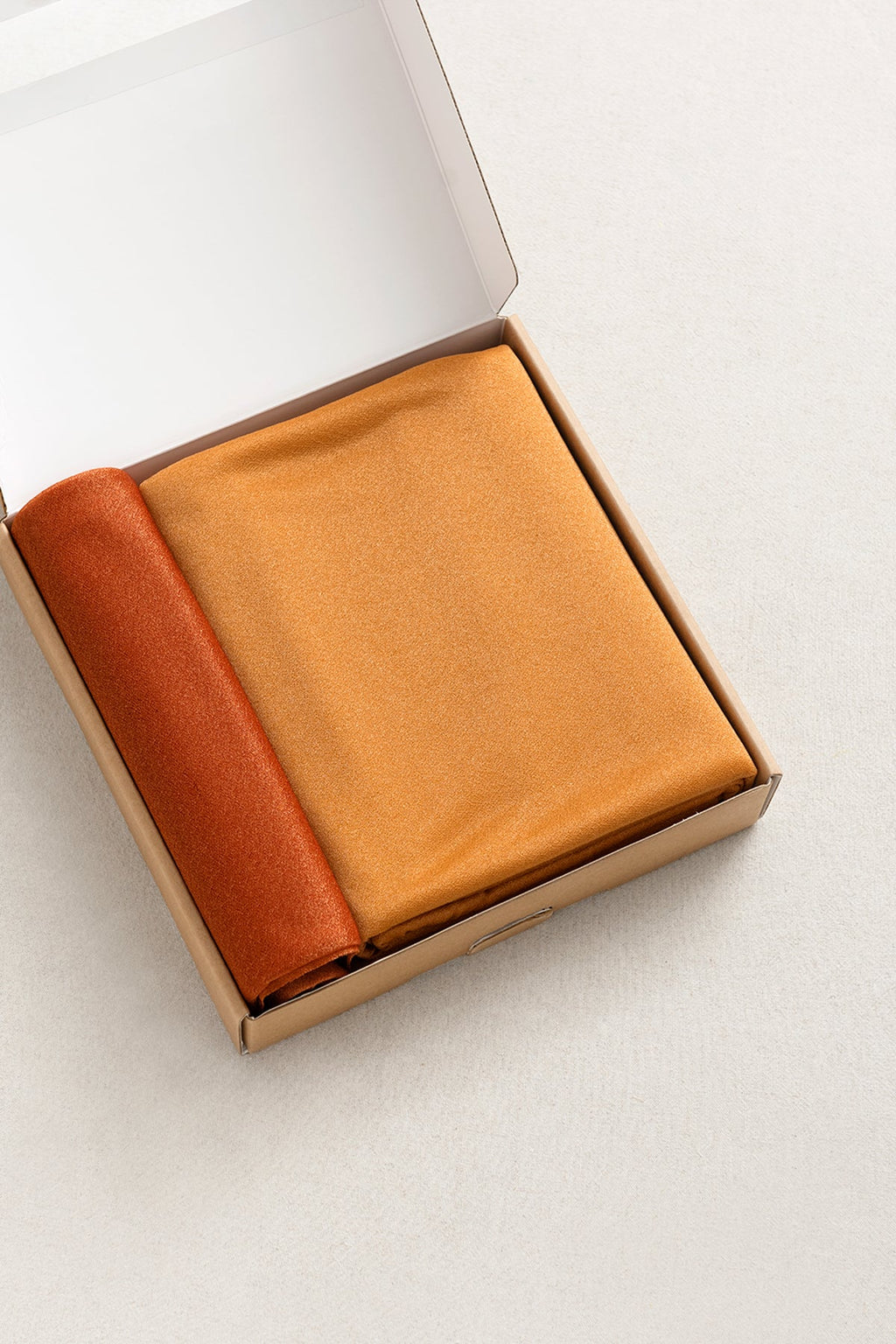 Table linens in Sunset Terracotta