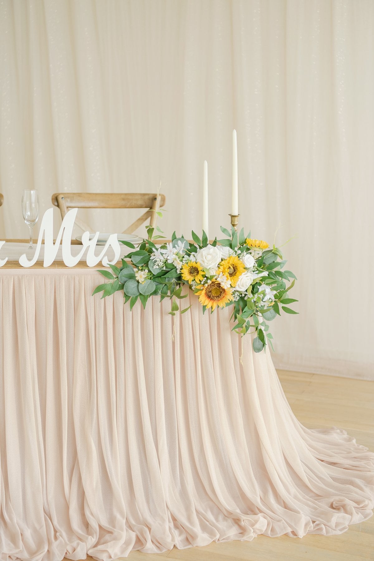 Extra Long Pooling Table Skirt - Nude & White - lingsDev