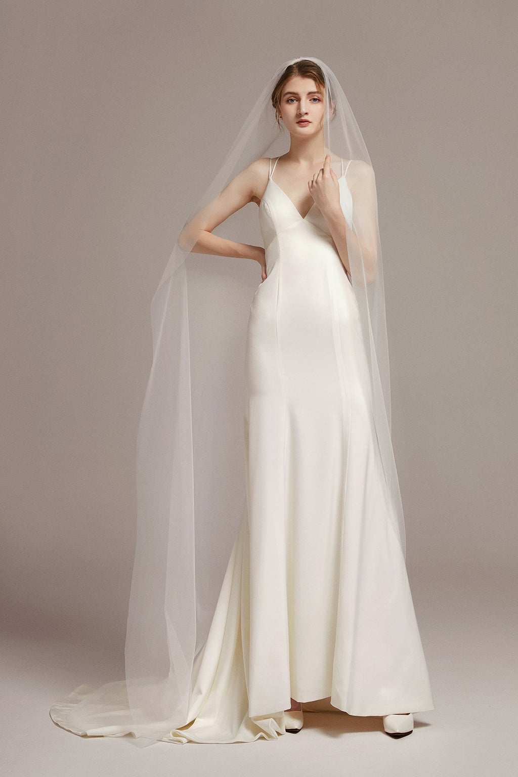 Simple Elegant Chapel Veil with Comb - lingsDev