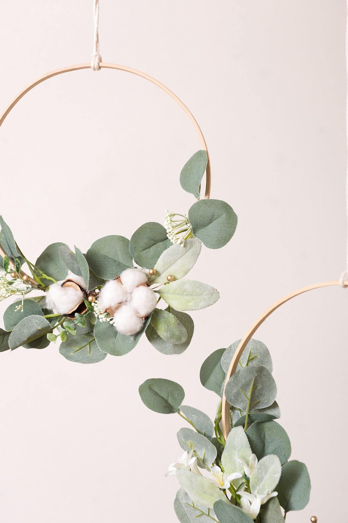 Eucalyptus Wreath for Greenery Wedding Decor (Set of 3) - Ling's moment