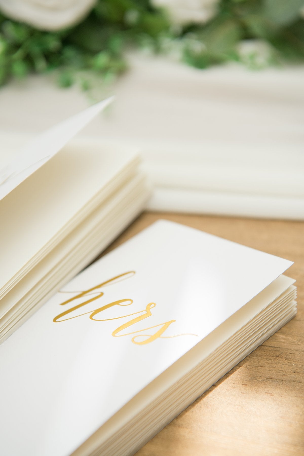 Vow Books His & Her - White & Gold - lingsDev