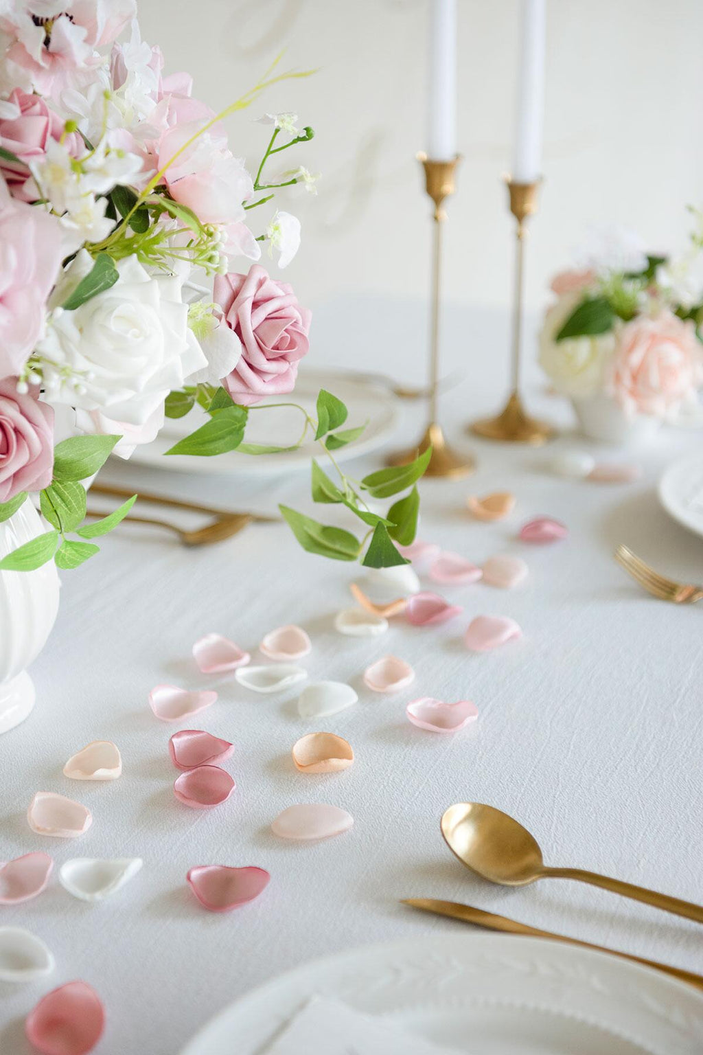 Silk Rose Petals - White & Beige - lingsDev