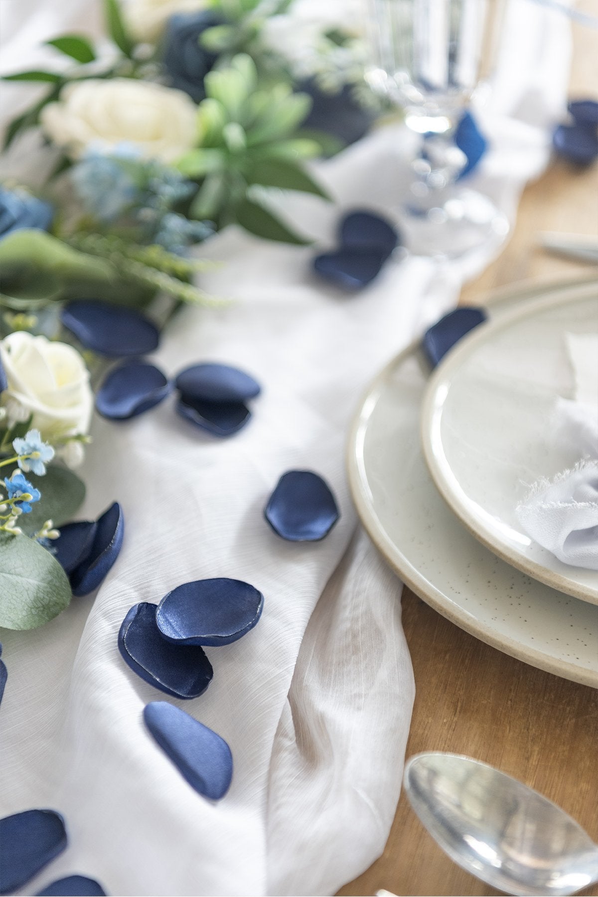 Silk Rose Petals 200/400pcs - Burgundy & Navy Blue - lingsDev