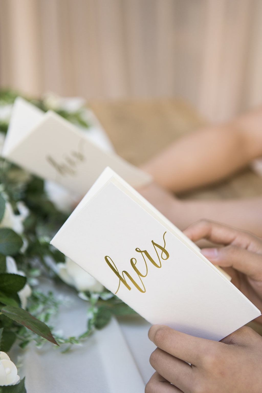 Vow Books His & Her - White & Gold - lingsDev