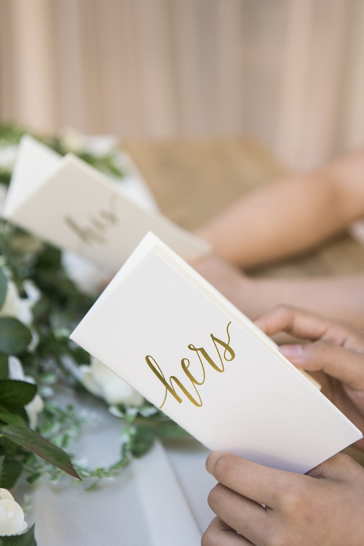 Vow Books His & Her - White & Gold - lingsDev