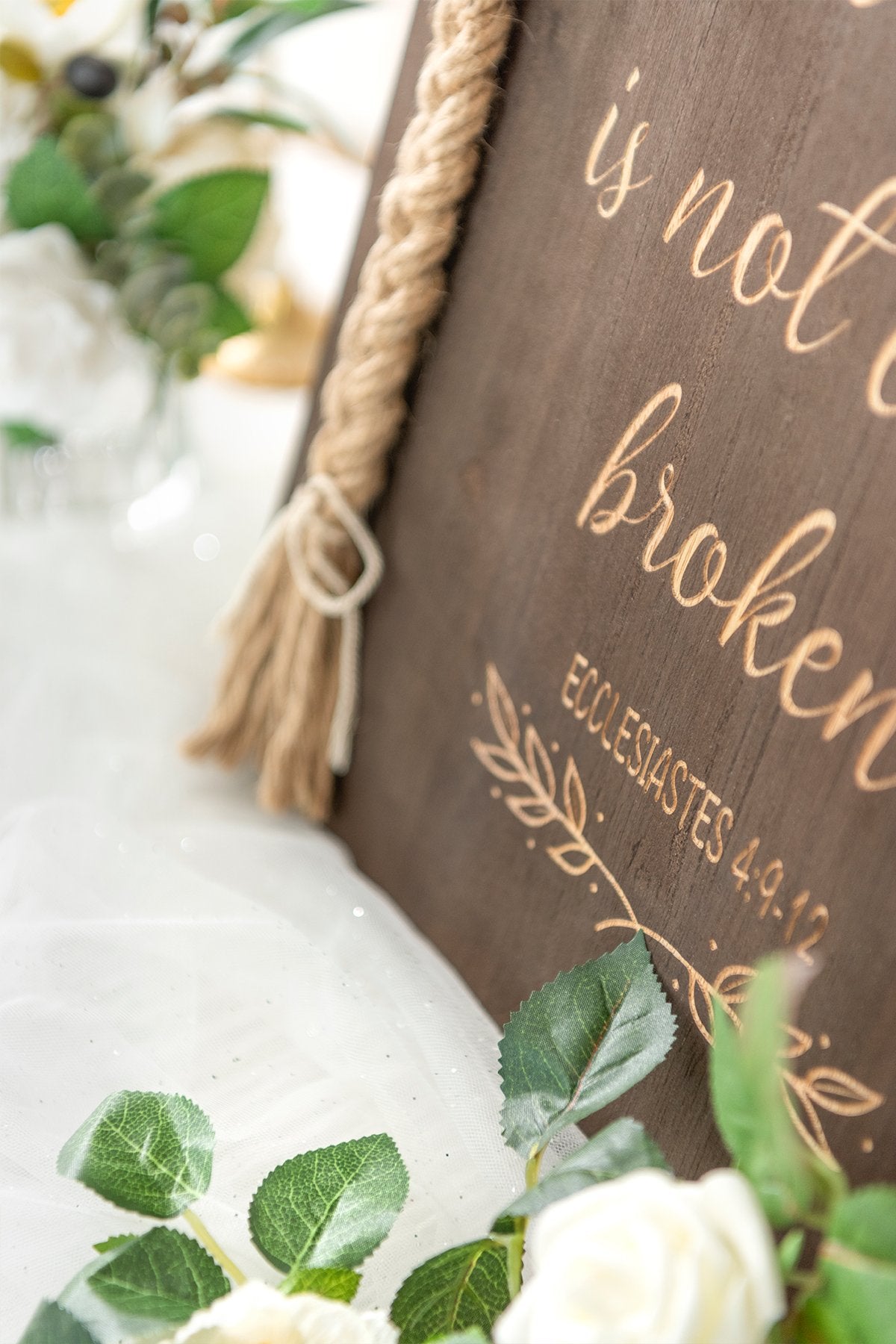 Strand of Three Cords Wedding Ceremony Sign - A Cord of Three Strands is not Easily Broken - lingsDev